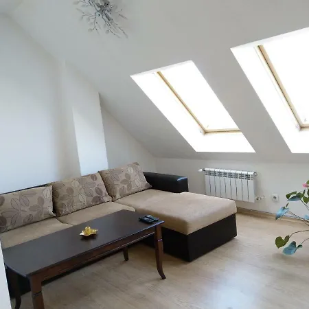 Panoramic Quiet & Independent In Apartment
